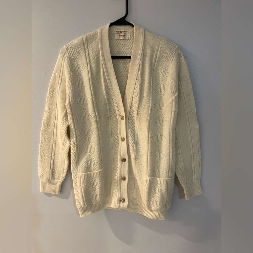 Vintage The JC Penney Fashion women’s size medium Sweater Cardigan with pockets